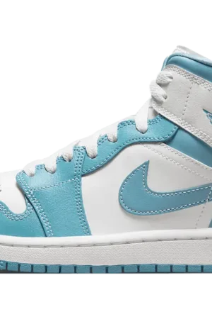 Air Jordan 1 Mid UNC 2022 W