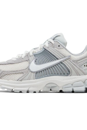 Nike Air Zoom Vomero 5 Pure Platinum W